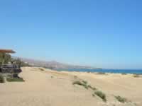 Playa del Ingles Dunes couple