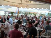 Cita Cafe Wein - crowded