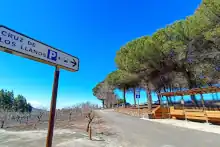 Cruz de Los Llanos Bus Stop Car Park
