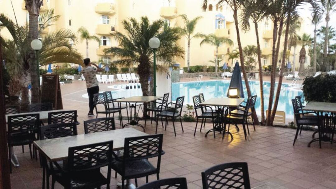 Monte Feliz Apartments Pool Cafe Bar