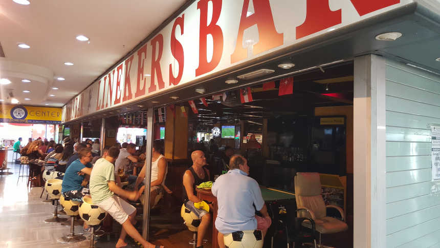 Crowded Lineker's Bar