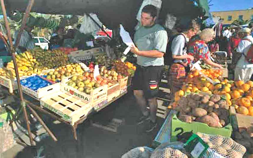 Arguineguin Market Fresh Fruit & Veg.