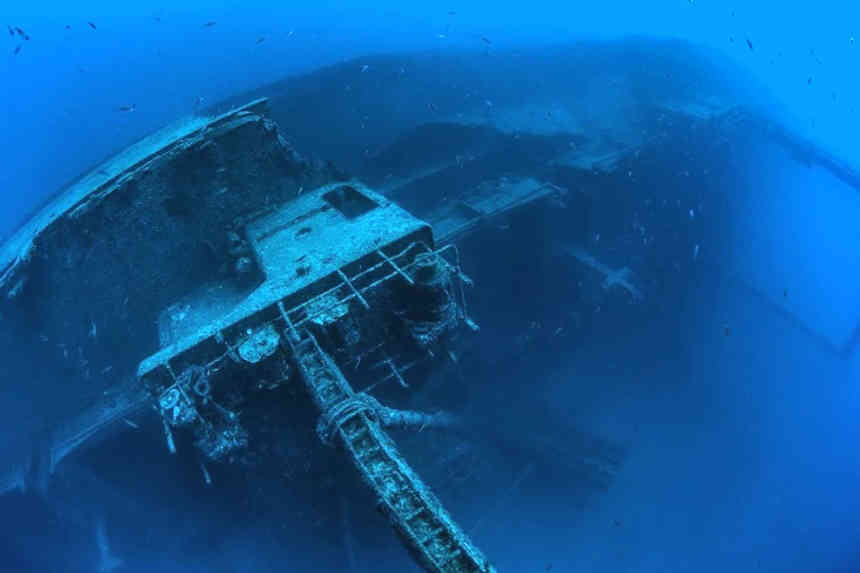 Scuba Diving Wreck